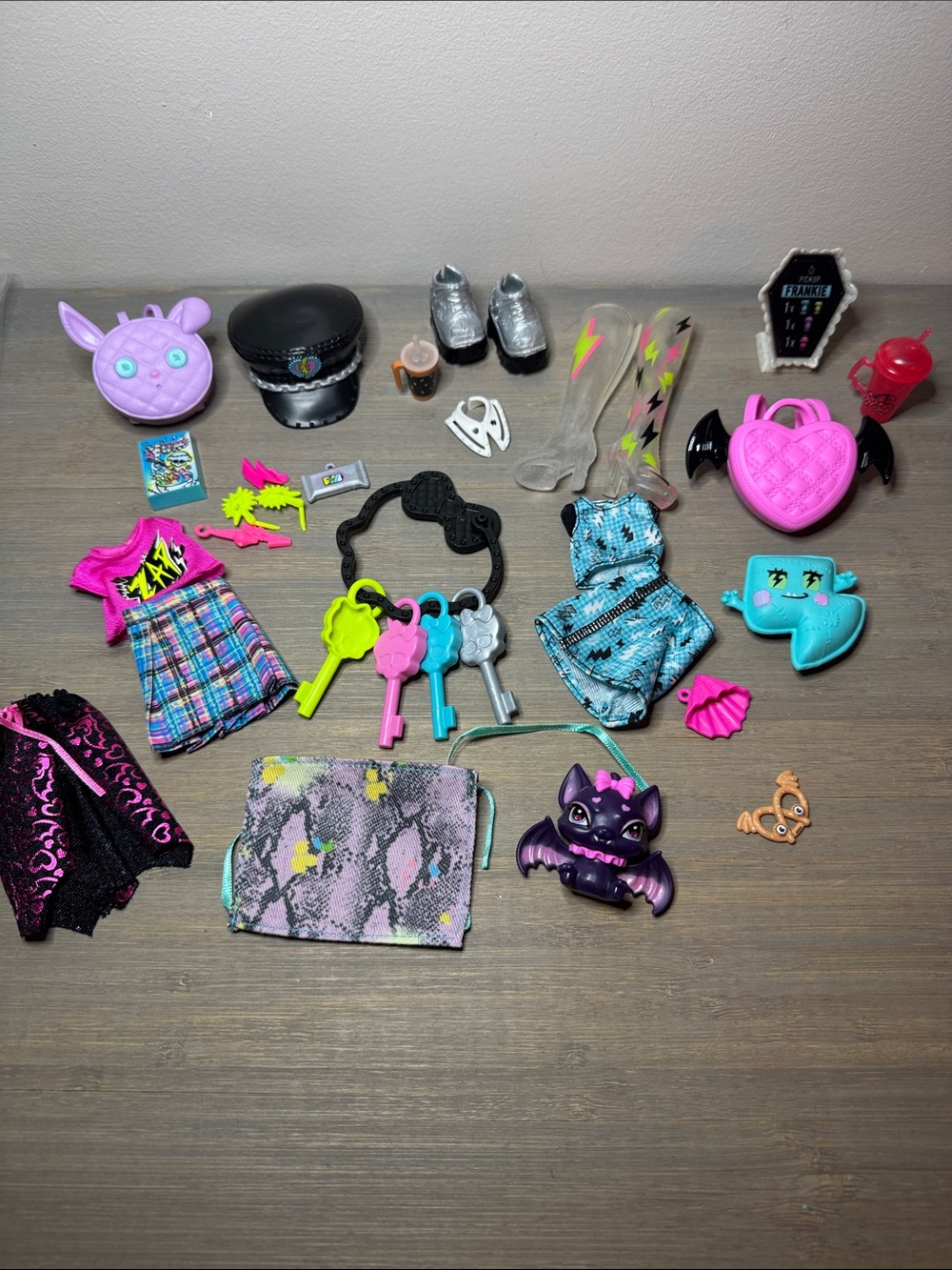 Monster High G3 Accessory Lot
